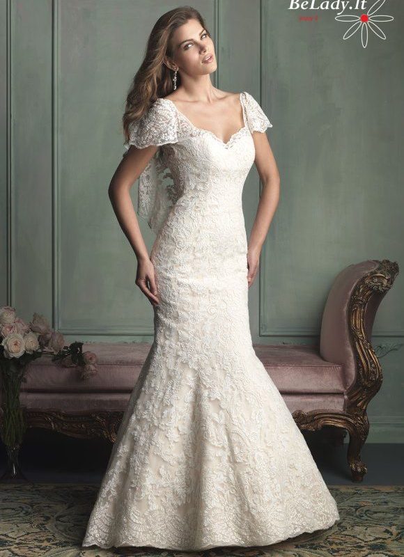 Undinėlės formos vestuvinė suknelė iš nėrinių 26_9123B