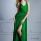 Ilga proginė žalios spalvos suknelė