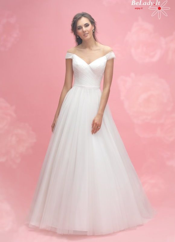 Vestuvinė Allure Bridals suknelė nuleistais pečiais