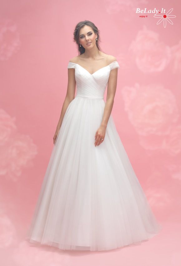 Vestuvinė Allure Bridals suknelė nuleistais pečiais