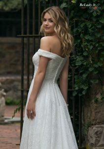 Blizganti vestuvinė suknelė 44049 B